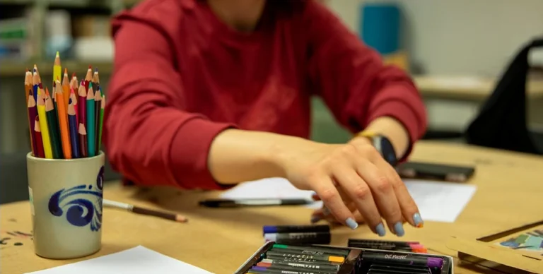 Kaune – dailės terapijos ciklas: kaip atrasti save per meną