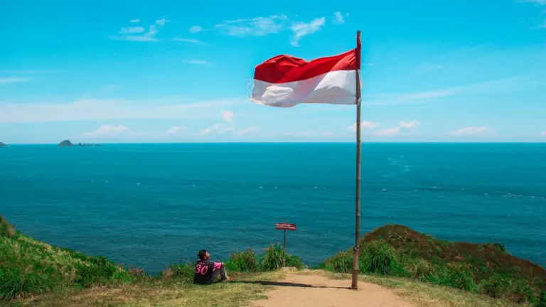 Rugpjūčio 17-oji: kaip gimė nepriklausoma Indonezija