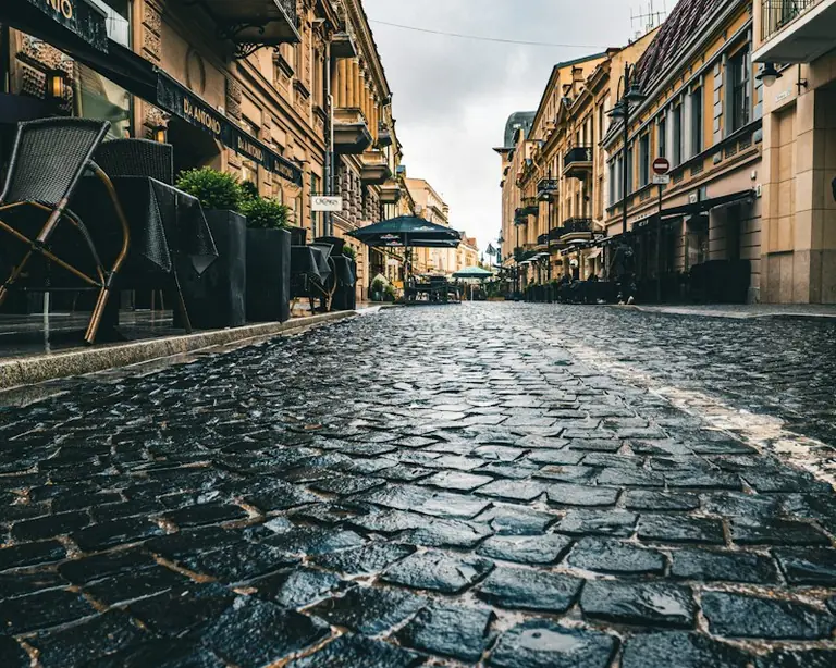 Pasaulinė turizmo diena: ką pėsčiomis atskleidžia Vilniaus senamiestis